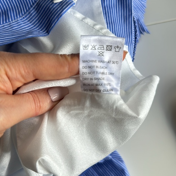 Chicwish  RUFFLE TIERED FRILL HEM SKIRT IN BLUE STRIPES, size S - Picture 17 of 17